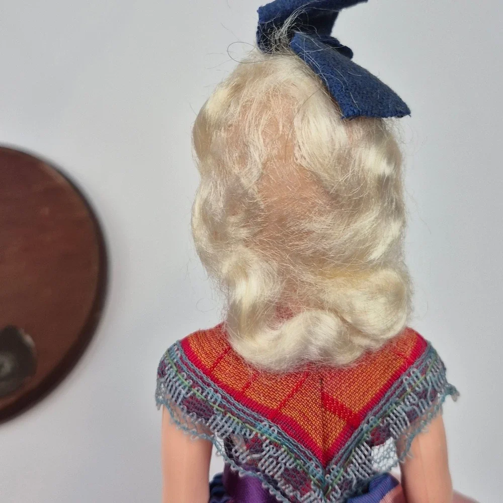 Vintage 50s 60s Sleepy Eye Doll Blonde Hair Colorful Dress Blue‎ Bow 8